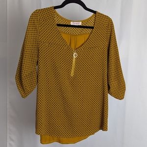 Tempted mustard yellow blouse w/ zipper detail